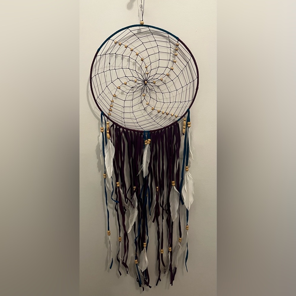 NWT Large Purple, Blue & White Dreamcatcher